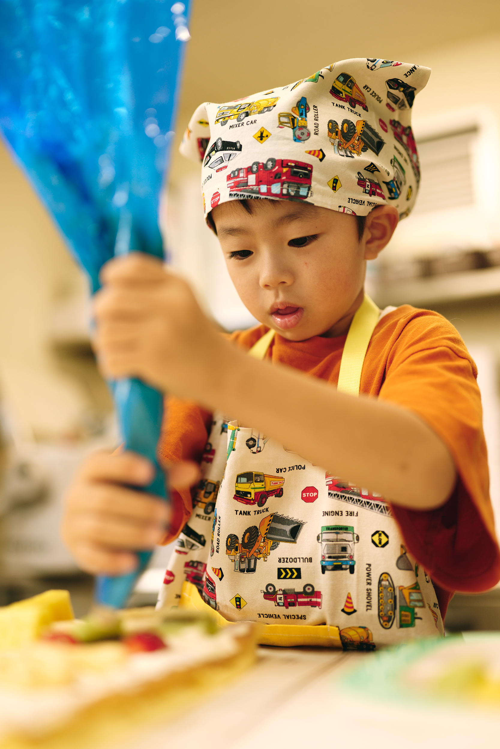 こどもお菓子教室で笑顔を見せる子どもたち 3